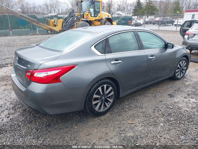 1N4AL3AP3HC264306 Nissan Altima 2.5 Sv