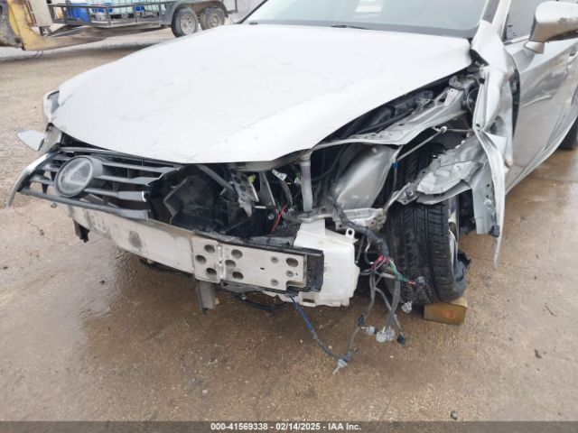 JTHBA1D26J5063470 Lexus IS 300