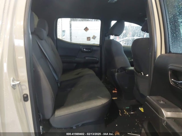3TMCZ5AN7KM192298 Toyota Tacoma Trd Off Road