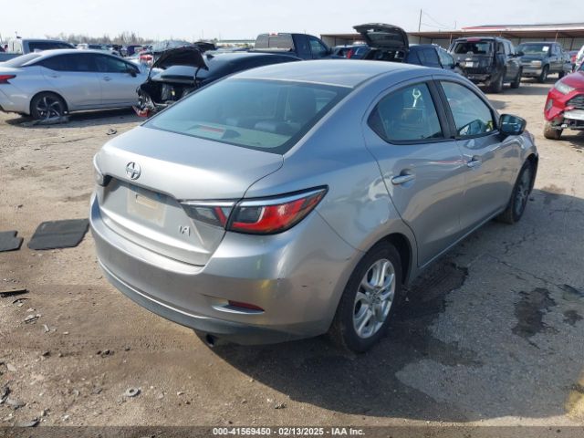 3MYDLBZV7GY143564 Scion IA