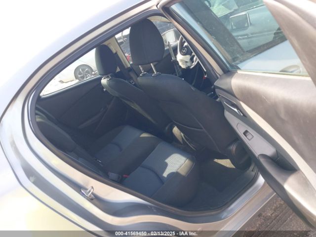 3MYDLBZV7GY143564 Scion IA