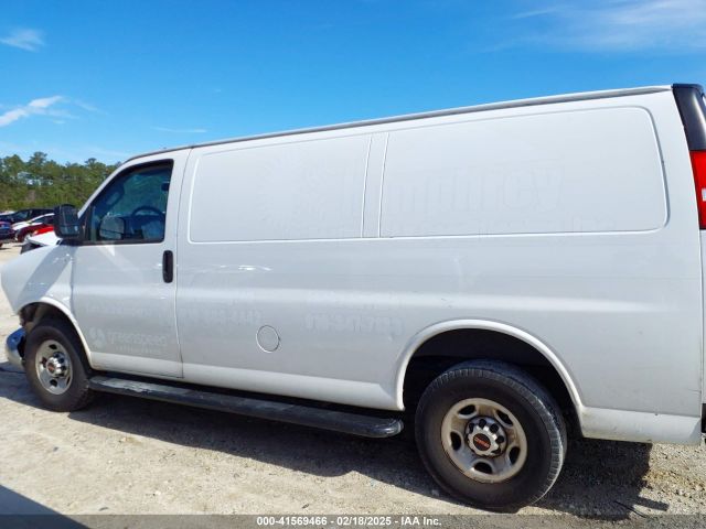 1GTW7AFG8L1198129 GMC Savana Cargo Rwd 2500 Regular Wheelbase Work Van