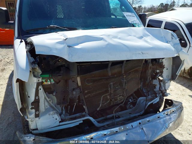 1GTW7AFG8L1198129 GMC Savana Cargo Rwd 2500 Regular Wheelbase Work Van