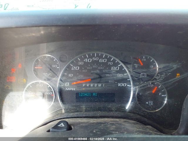 1GTW7AFG8L1198129 GMC Savana Cargo Rwd 2500 Regular Wheelbase Work Van