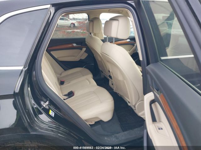 WA1BAAFY5M2013887 Audi Q5 Premium Plus 45 Tfsi Quattro S Tronic