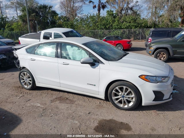 Ford Fusion Hybrid Se 2019 3FA6P0LU7KR240949 Image 14