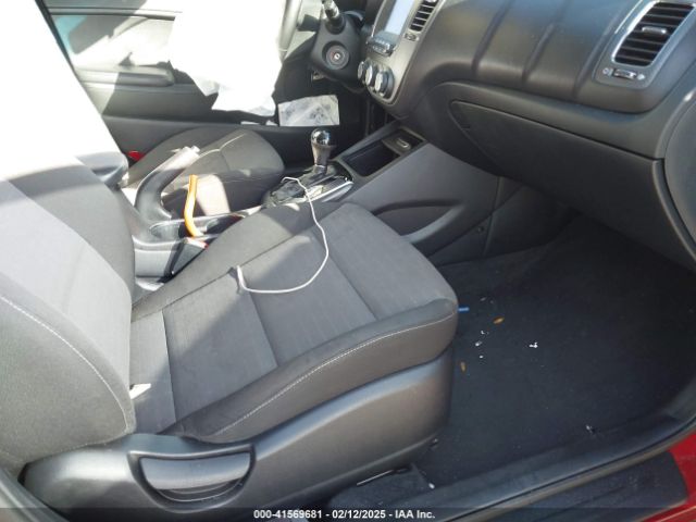 3KPFL4A79HE025499 KIA FORTE S