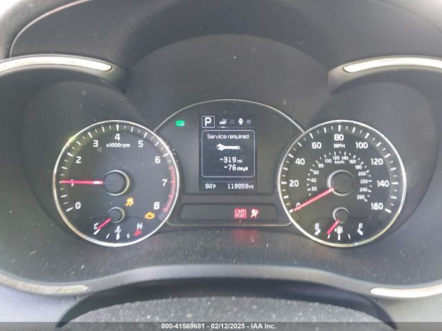 3KPFL4A79HE025499 KIA FORTE S