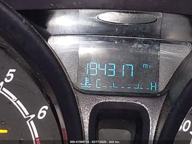 3FADP4AJ2FM215824 Ford FIESTA S