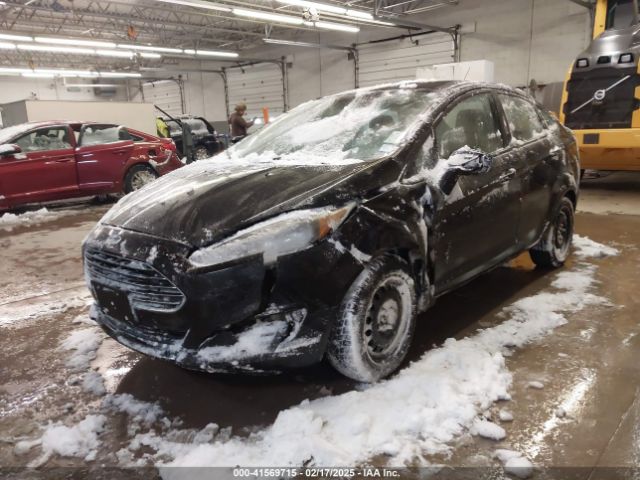 3FADP4AJ2FM215824 Ford FIESTA S