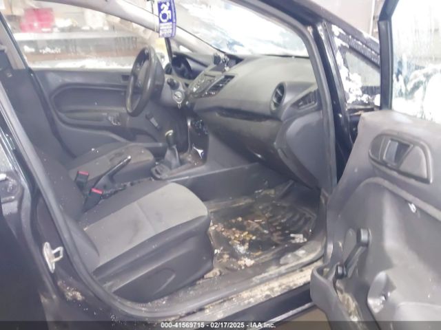 3FADP4AJ2FM215824 Ford FIESTA S