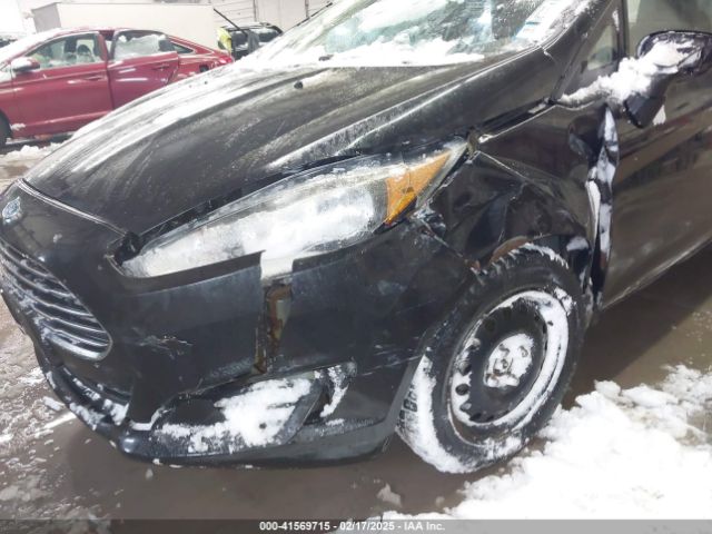 3FADP4AJ2FM215824 Ford FIESTA S