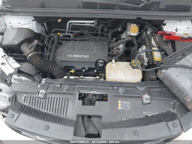 3GNCJNSB9JL283743 Chevrolet TRAX LS
