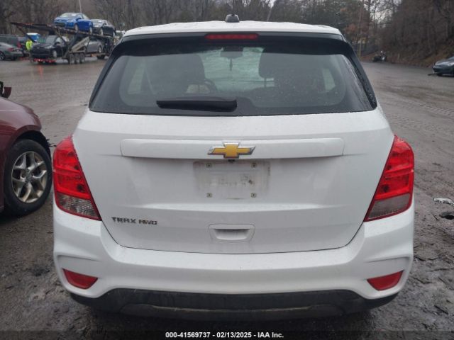 3GNCJNSB9JL283743 Chevrolet TRAX LS