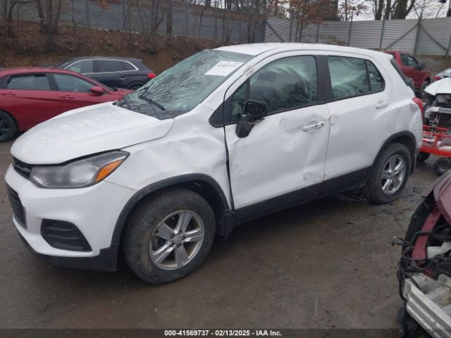 3GNCJNSB9JL283743 Chevrolet TRAX LS