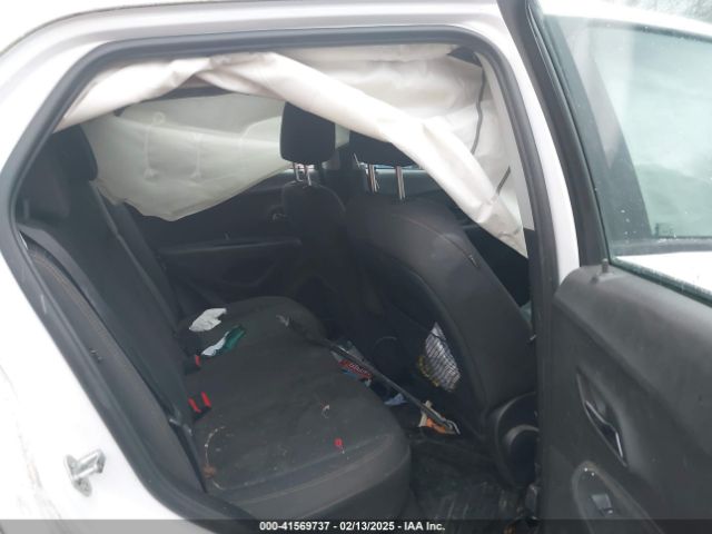 3GNCJNSB9JL283743 Chevrolet TRAX LS
