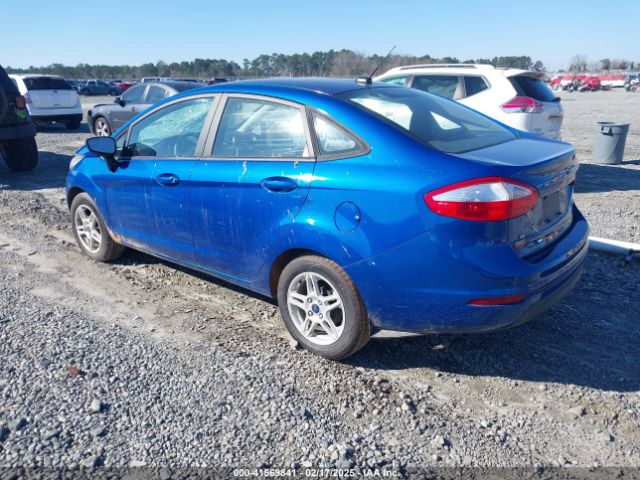 3FADP4BJ4JM135965 Ford FIESTA SE