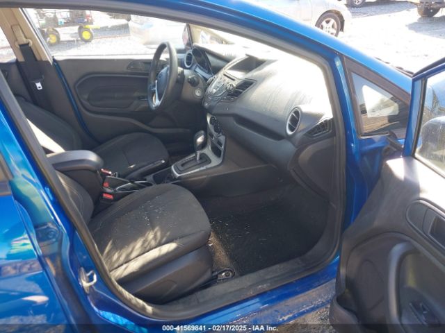 3FADP4BJ4JM135965 Ford FIESTA SE