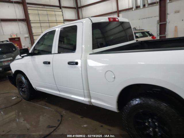 1C6RR6FT2JS143479 RAM 1500 Tradesman  4x2 6'4 Box