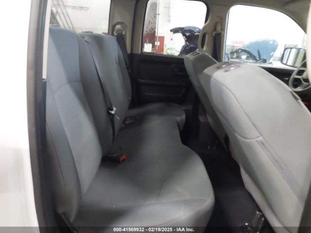 1C6RR6FT2JS143479 RAM 1500 Tradesman  4x2 6'4 Box