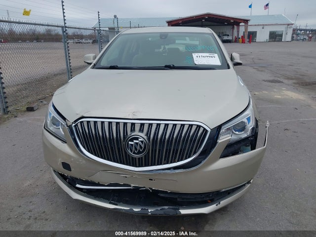 1G4GB5G31EF106205 Buick Lacrosse Leather