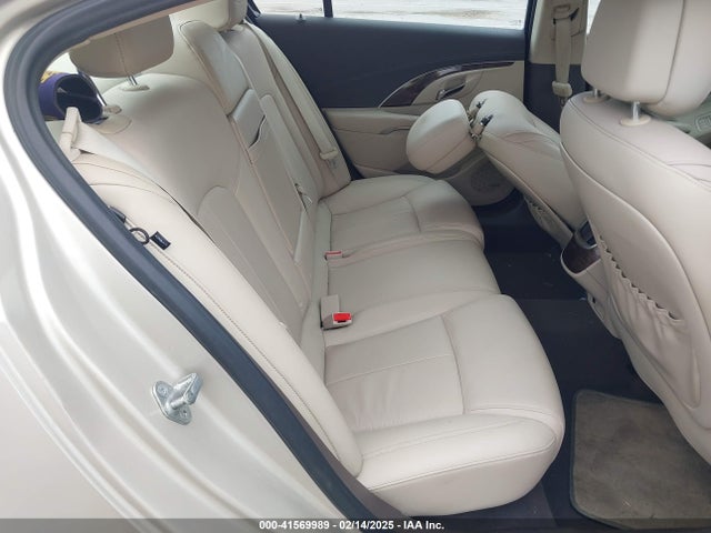 1G4GB5G31EF106205 Buick Lacrosse Leather