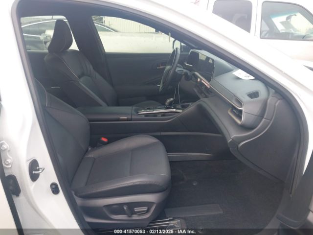 JTDAAAAFXR3023016 Toyota Crown Limited