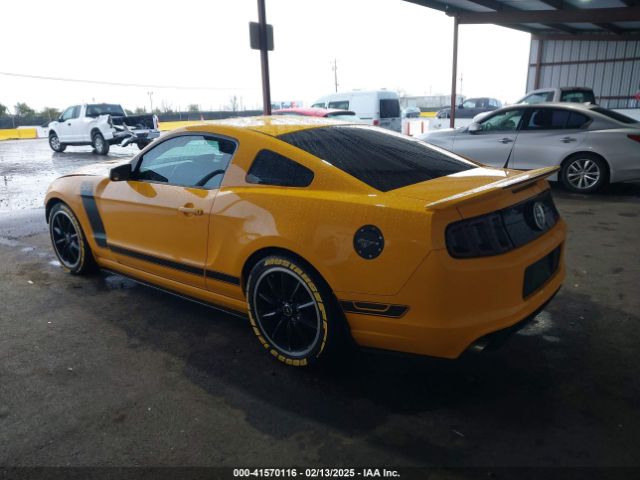 2013 FORD MUSTANG 1ZVBP8CU1D5228421 Photo 2