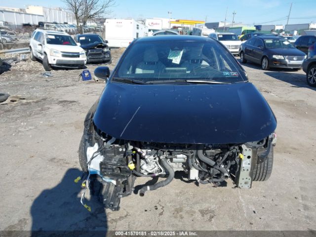 JTND4MBEXM3132818 Toyota COROLLA SE