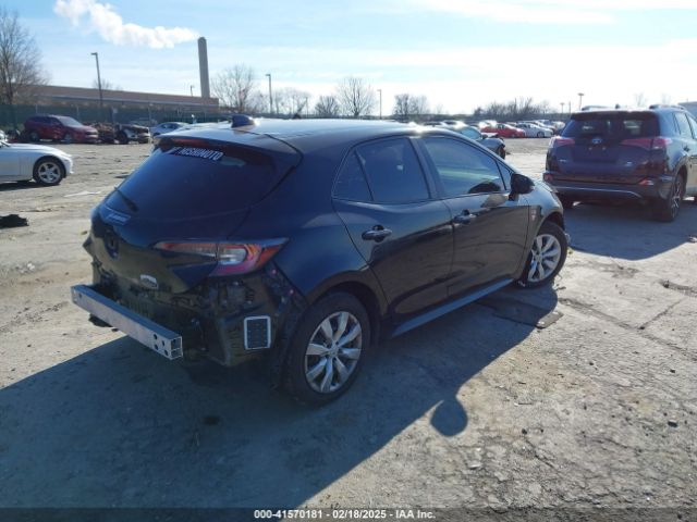 JTND4MBEXM3132818 Toyota COROLLA SE