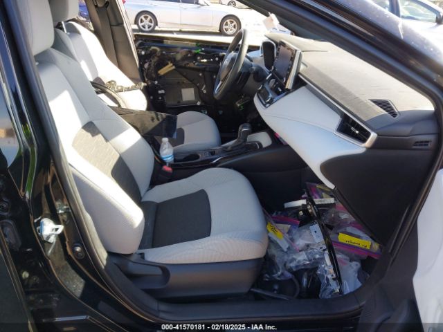 JTND4MBEXM3132818 Toyota COROLLA SE