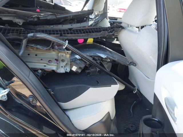 JTND4MBEXM3132818 Toyota COROLLA SE
