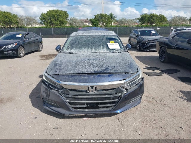 1HGCV1F17JA041923 Honda ACCORD LX