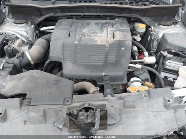 JF2SKACC9KH439492 Subaru Forester