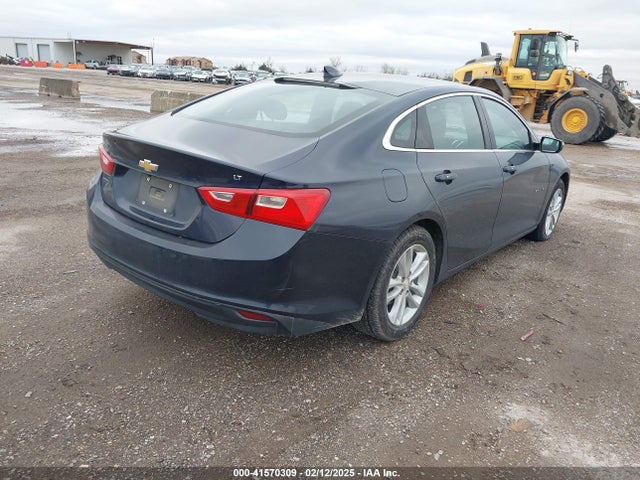 1G1ZE5ST4HF101105 Chevrolet MALIBU 1LT