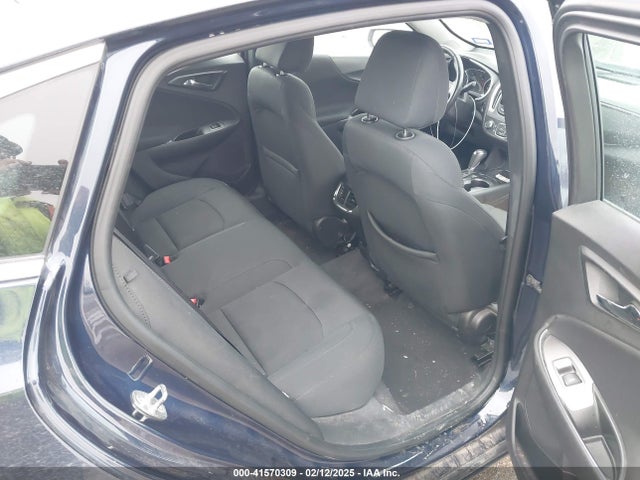 1G1ZE5ST4HF101105 Chevrolet MALIBU 1LT