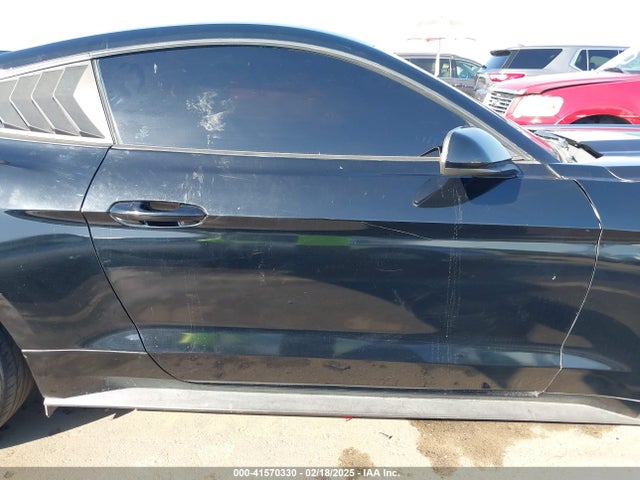 Ford Mustang V6 2017 1FA6P8AM5H5302572 Image 13
