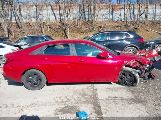 KMHLM4AG5PU460998 Hyundai ELANTRA SEL