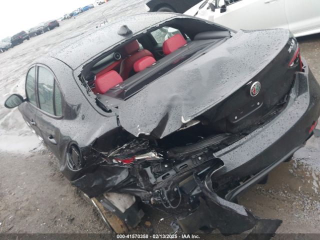 2021 ALFA ROMEO GIULIA ZARFAMBN4M7641727 Photo 2