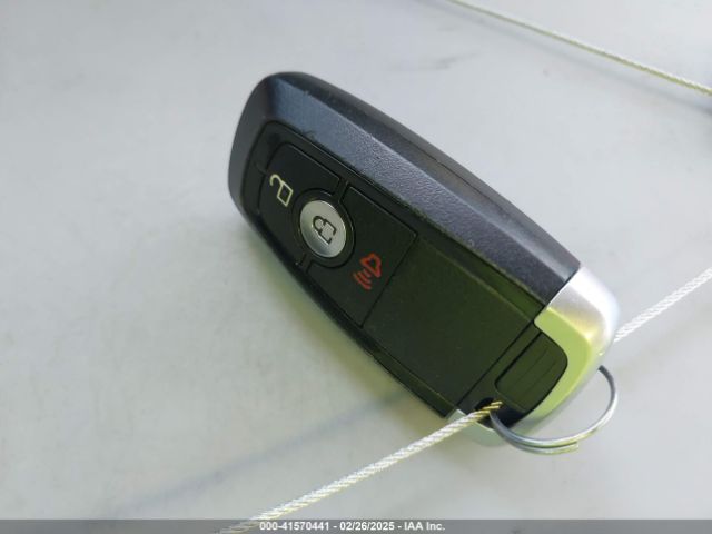 MAJ3P1TE3JC188444 Ford Ecosport Se