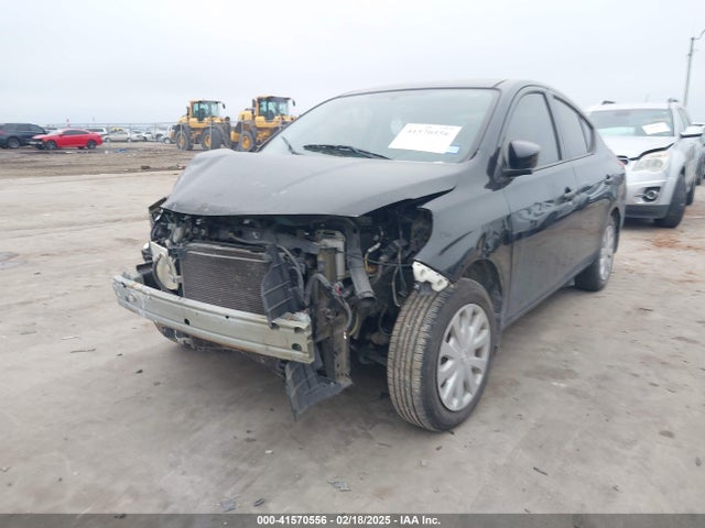 3N1CN7AP6JL827849 Nissan Versa 1.6 S+