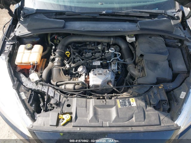 Ford FOCUS SE 2018 1FADP3FE7JL302490 Image 10