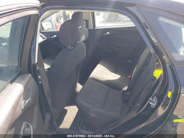 Ford FOCUS SE 2018 1FADP3FE7JL302490 Image 8