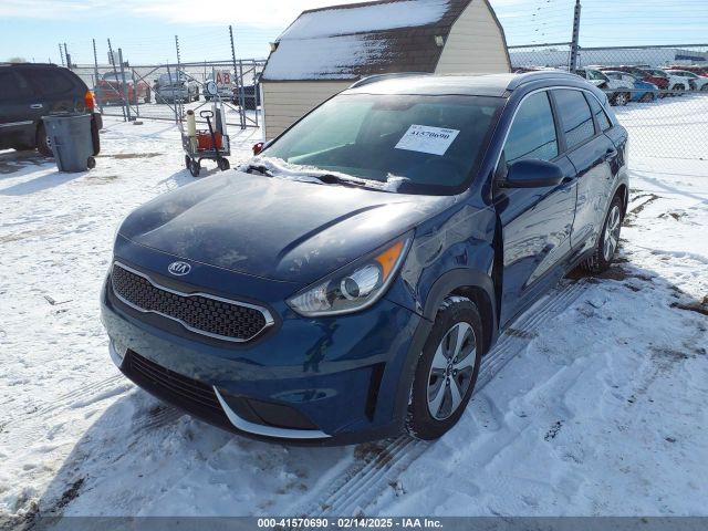 KNDCB3LC3J5210563 KIA NIRO LX