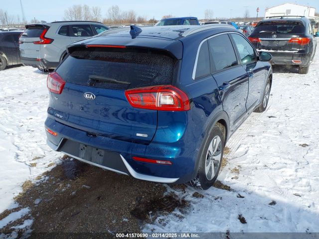 KNDCB3LC3J5210563 KIA NIRO LX