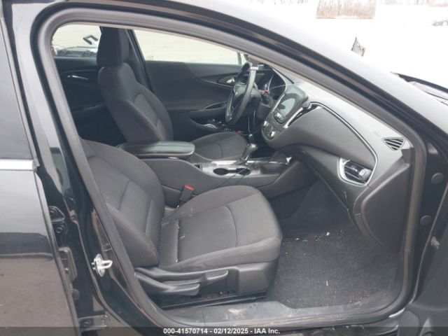 1G1ZD5ST3LF071901 Chevrolet Malibu Fwd Lt
