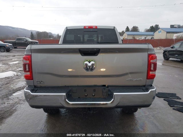 3C6UR5CJ2RG315276 RAM 2500 Tradesman  4x4 6'4 Box