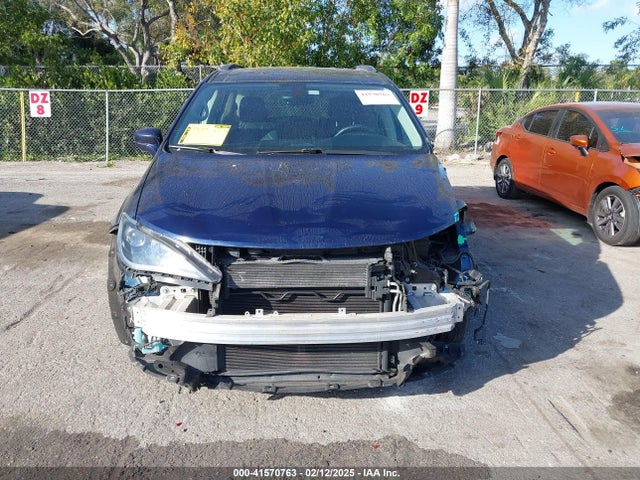 Chrysler Pacifica Touring L 2019 2C4RC1BG9KR539434 Image 13
