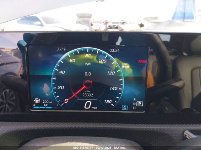 WDD3G4EB3KW025944 Mercedes-Benz A 220