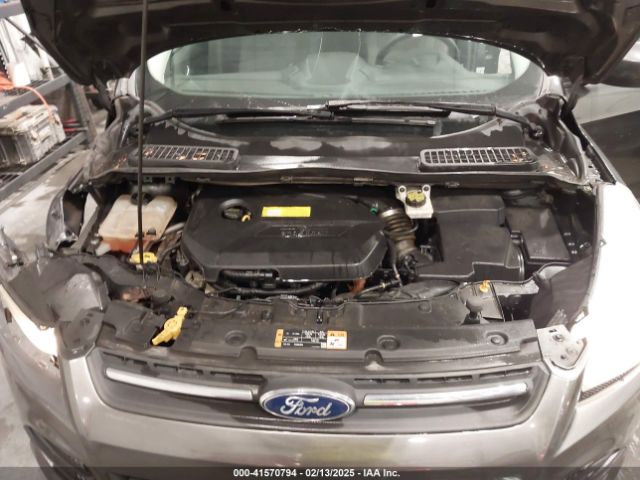1FMCU9GX5GUB18827 Ford ESCAPE SE